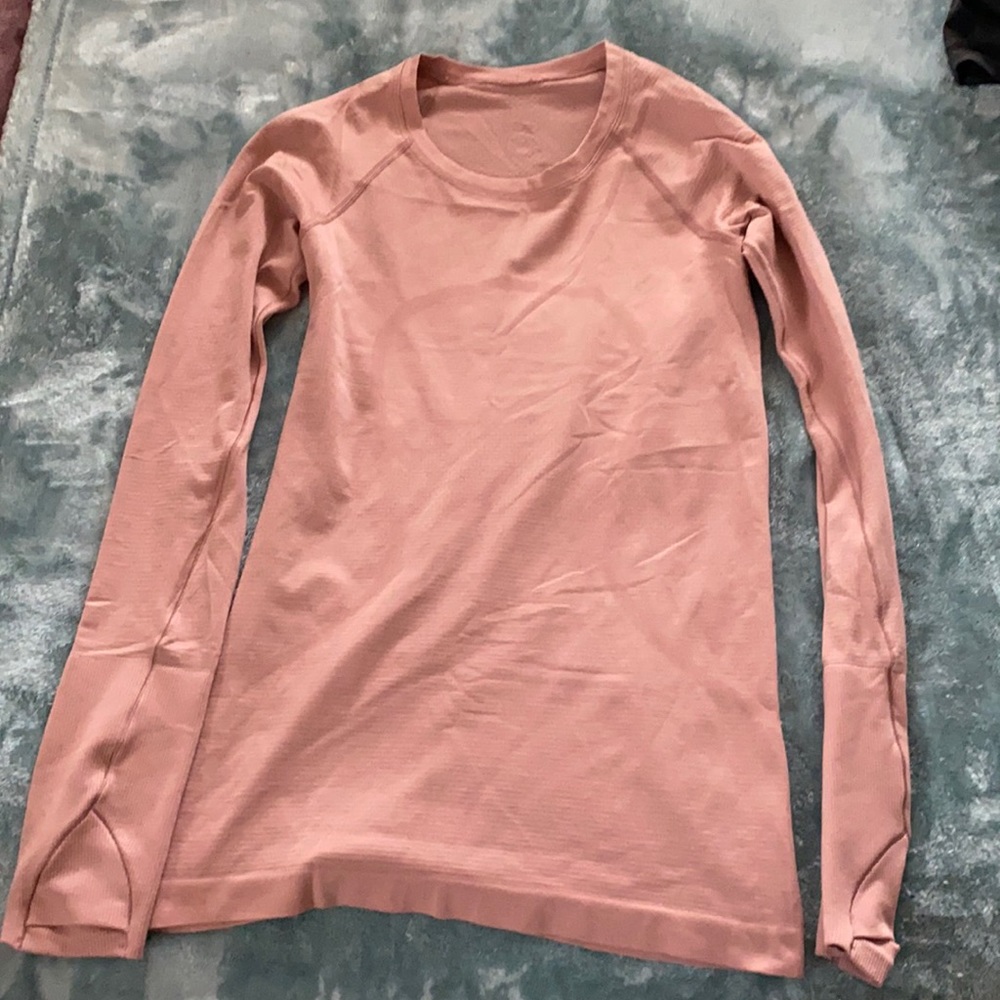 Swiftly Tech Long Sleeve Shirt (pink)